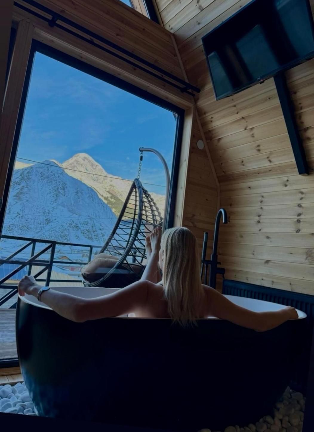 Edelweiss Cottage Kazbegi Stepantsminda Exterior foto